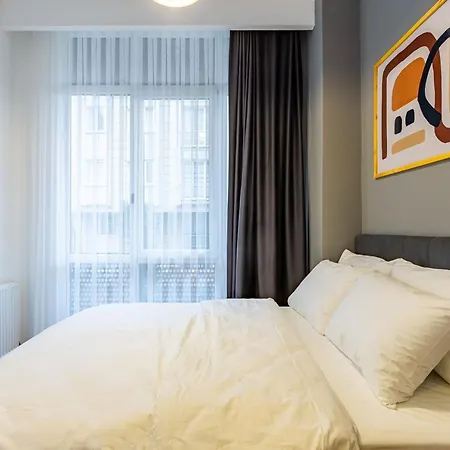 2 Bedroom Apartment In Umraniye