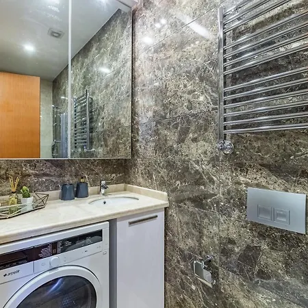 شقة 2 Bedroom Apartment In Umraniye